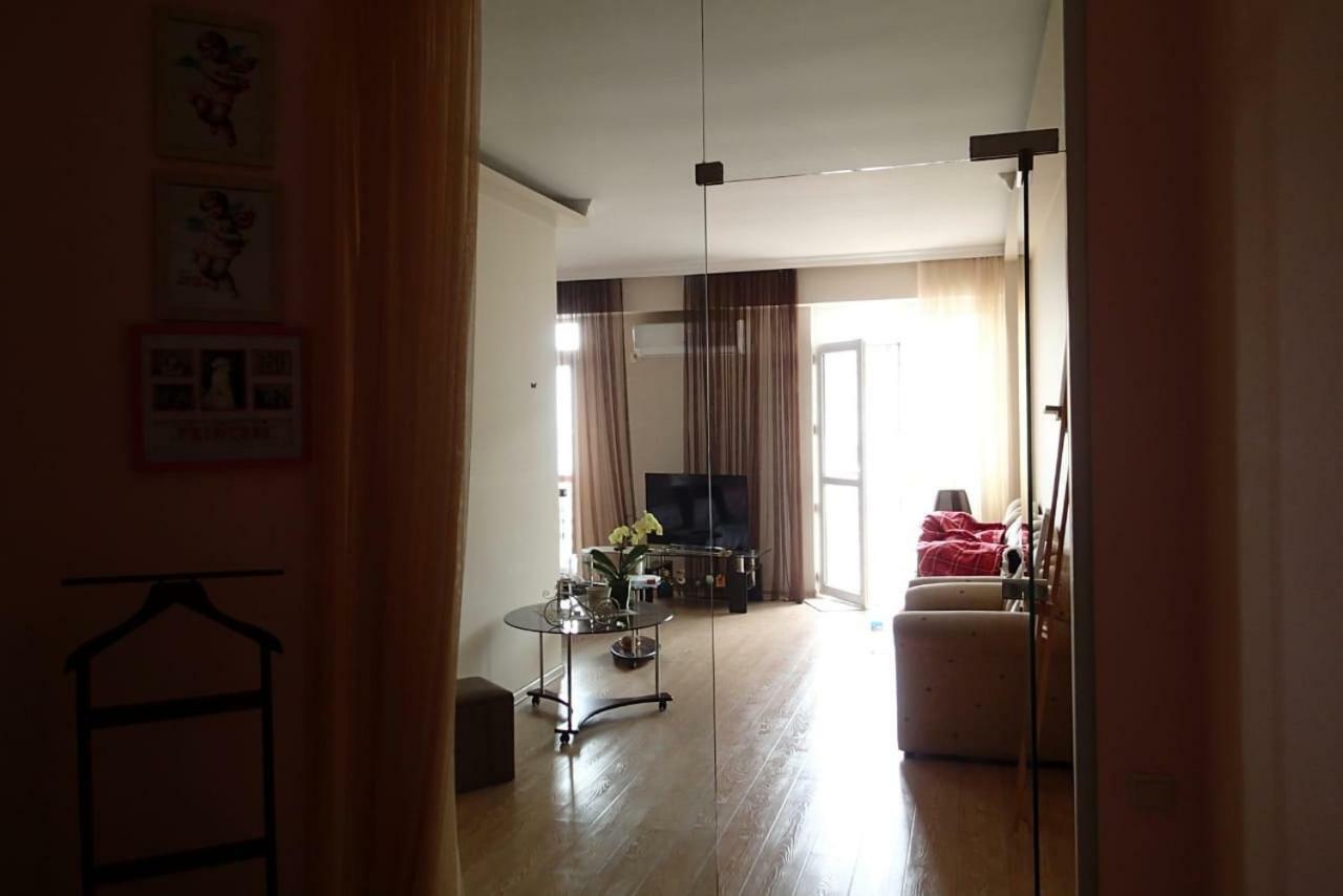 Cocorina Apartment Μπατούμι Εξωτερικό φωτογραφία
